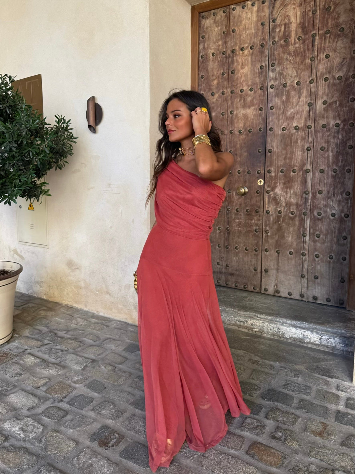 Valentina | Vestido Largo de Tul Escote Bardot – Terracota