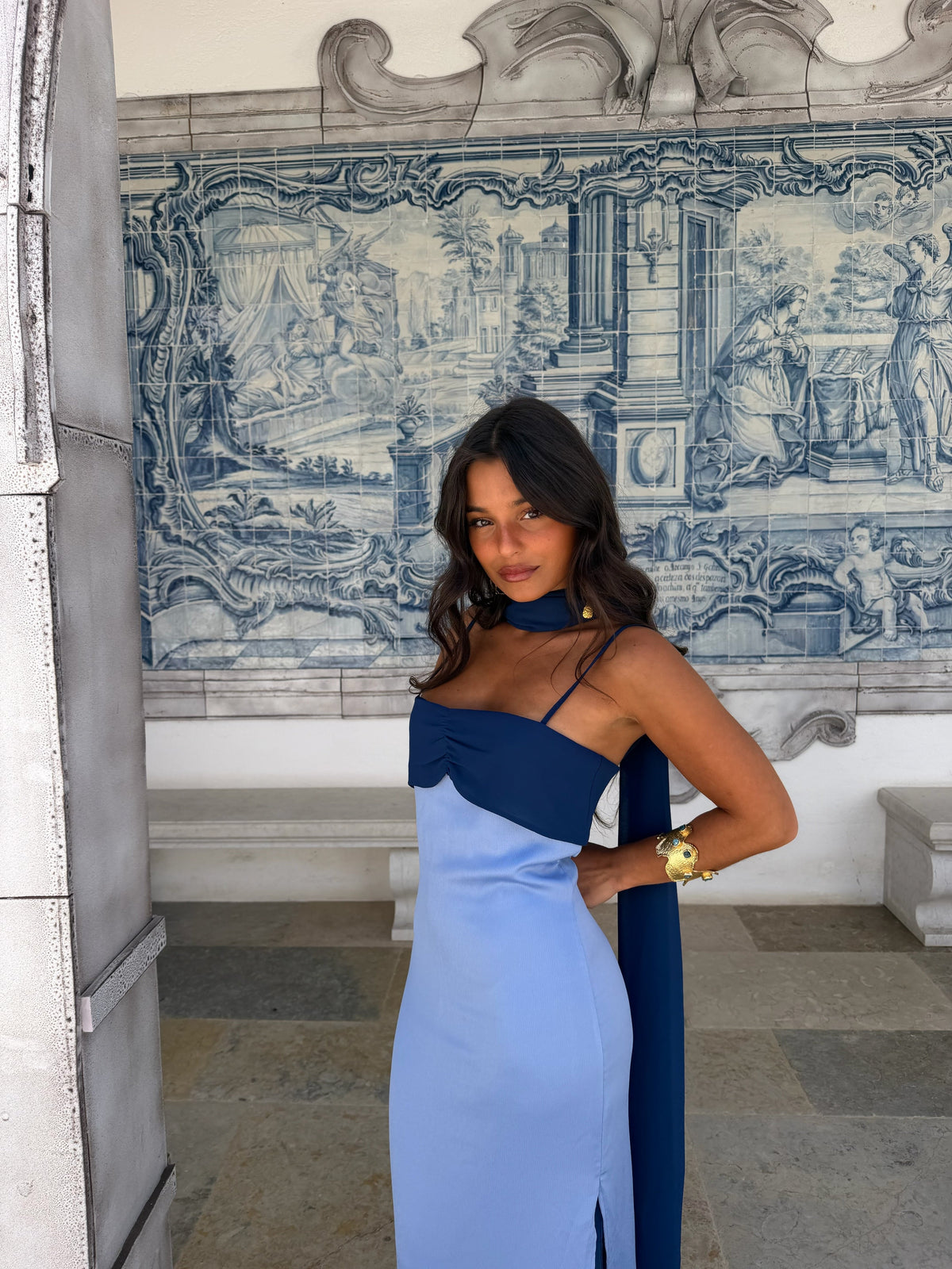 Zahara | Vestido Largo con Pañuelo en Contraste – Azul