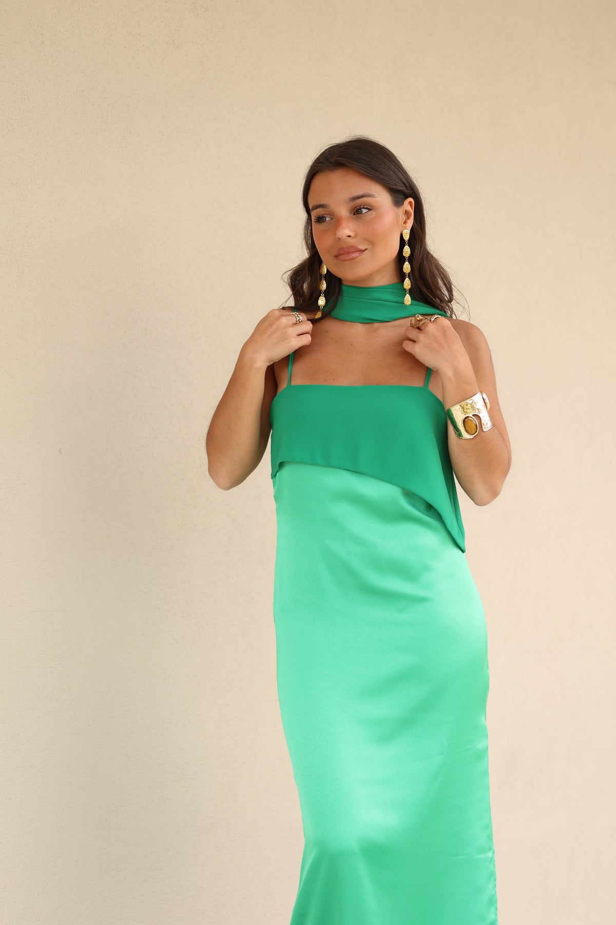 Viviana | Vestido Largo con Pañuelo – Verde
