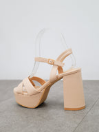 Sandalia bandas cruzadas beige