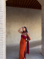 Zahara | Vestido Largo con Pañuelo en Contraste – Naranja y Rojo