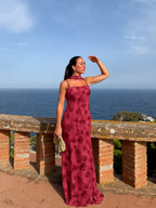 Vestido georgette estampado burdeos