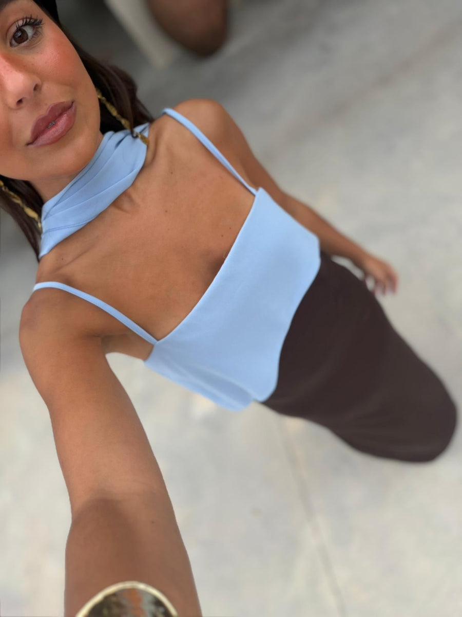 Viviana | Vestido Largo con Pañuelo – Marrón y Azul